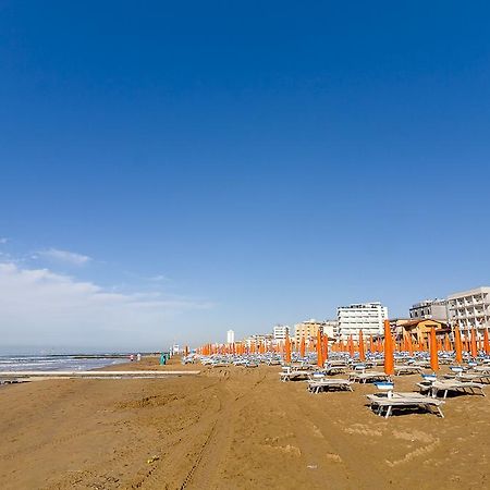 Hotel Astromare Jesolo Extérieur photo