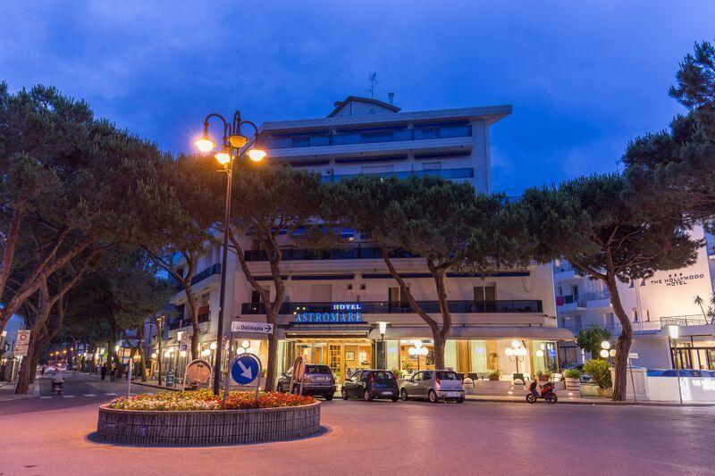 Hotel Astromare Jesolo Extérieur photo