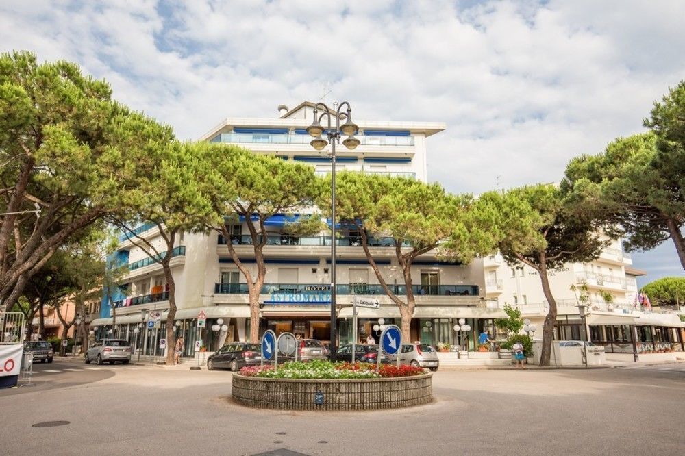 Hotel Astromare Jesolo Extérieur photo