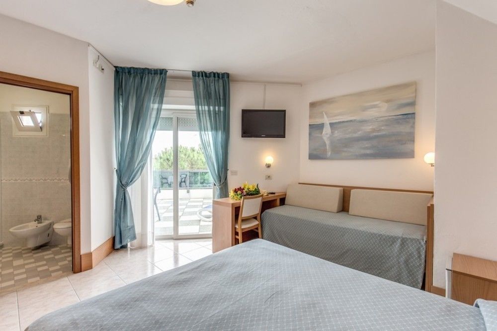 Hotel Astromare Jesolo Extérieur photo